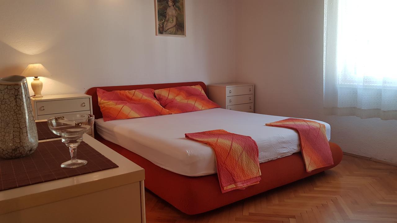 Ana 2 Apartment
